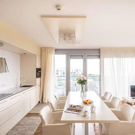 Falkensteiner Premium Senia 호텔 돈제페트레케인